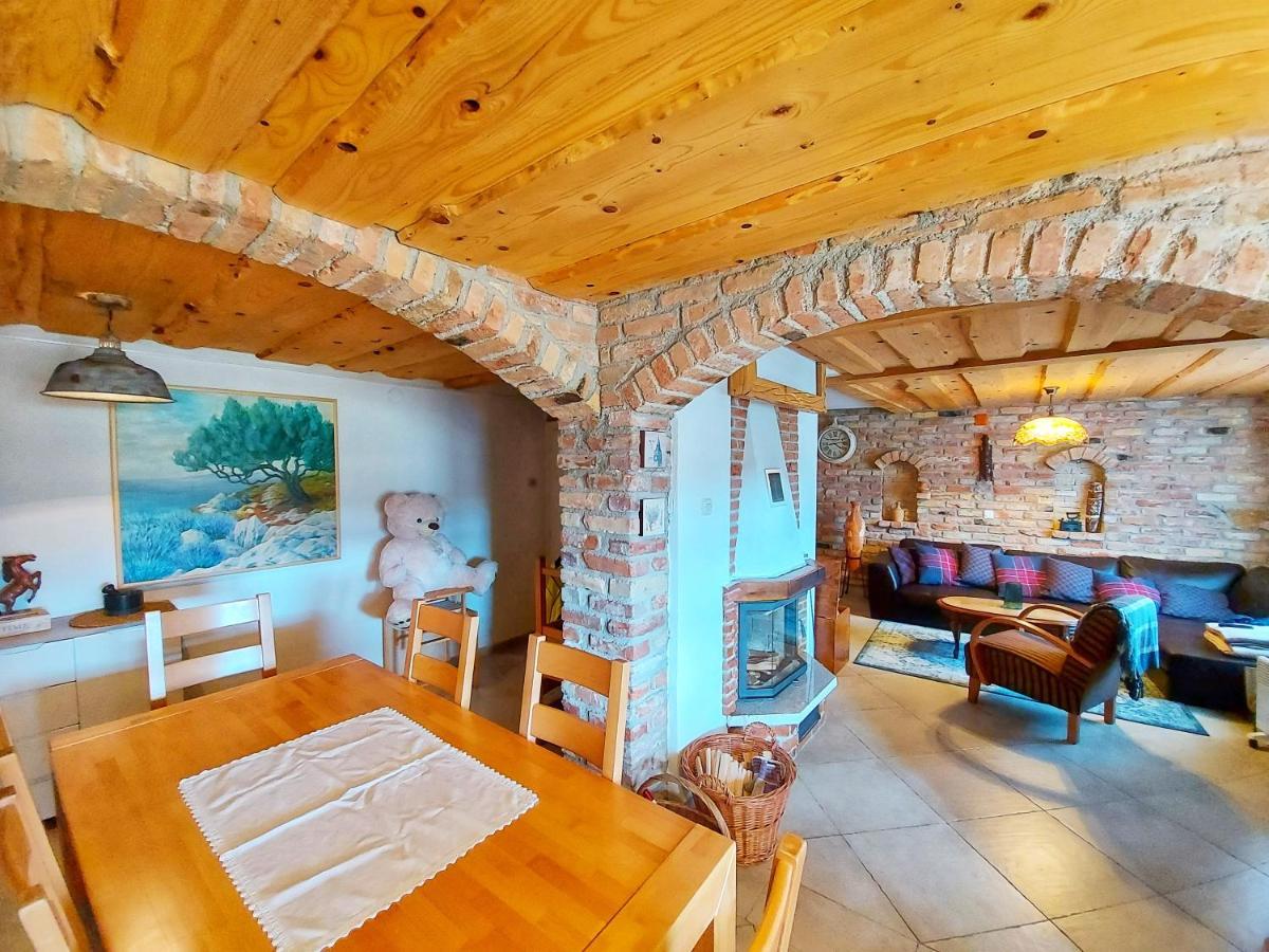 Peter'S Pine Cottage Korenica Esterno foto